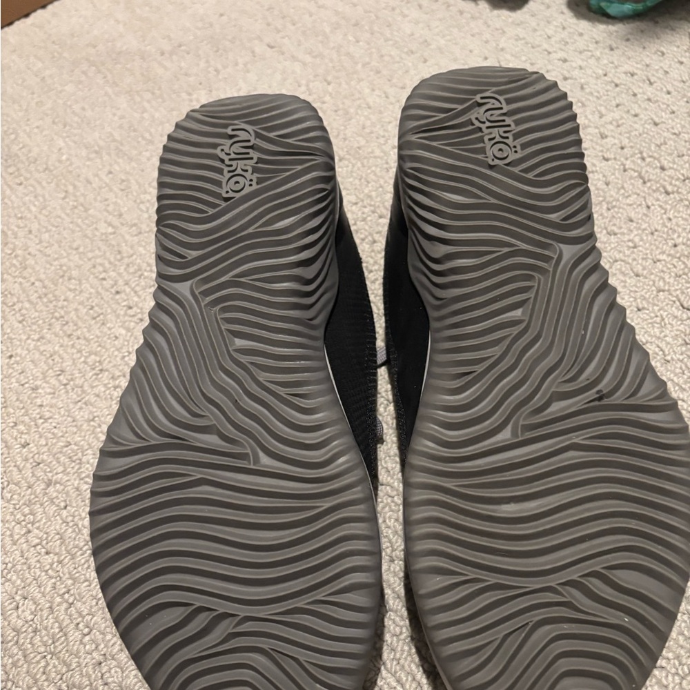 Ryka Women’s Black Athletic Shoes - Picture 5 of 5